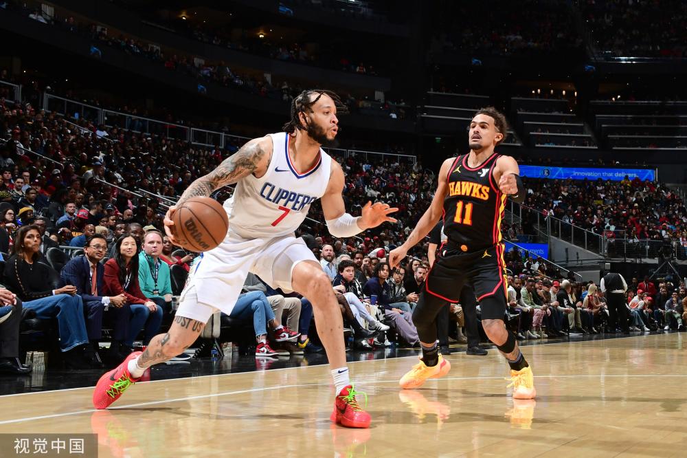 而后防线在 而后防线在